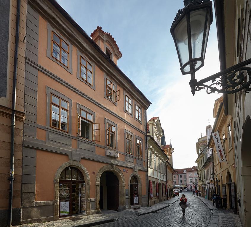 Queen Bee Apartments Prague Exterior photo